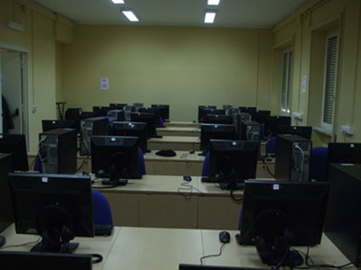laboratorio multimediale della sede di via G. Da Procida